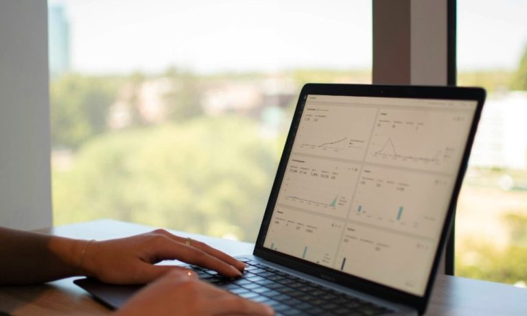 Social Media For Tech Companies: Standing Out In A Noisy Sector